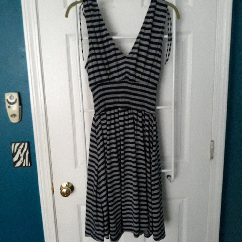 Sundress - Picture 4 of 5